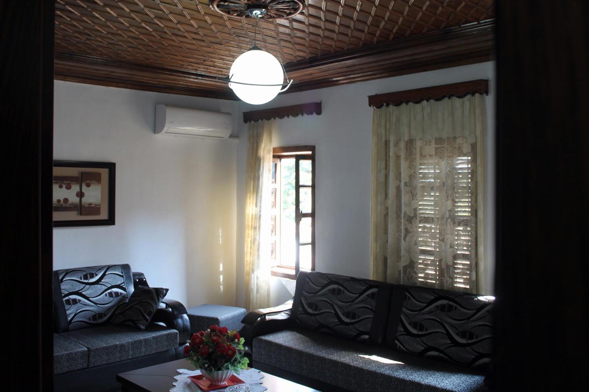 Tomor Shehu Guest House Berat Dış mekan fotoğraf