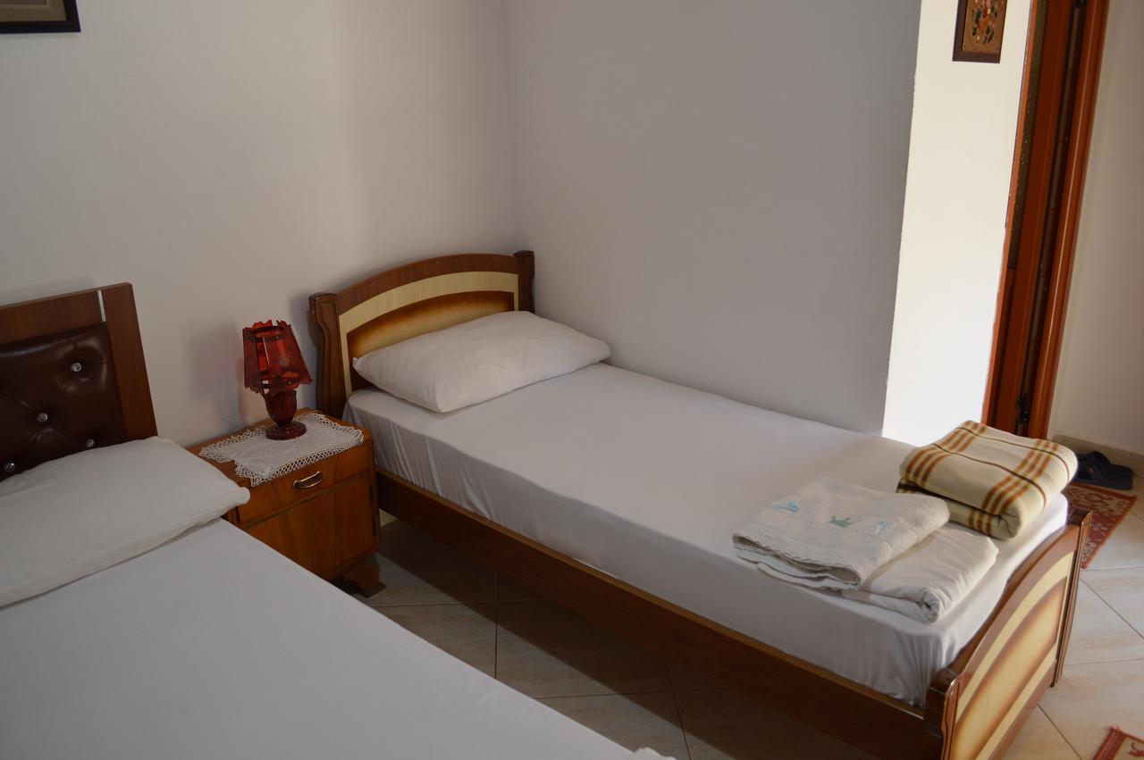 Tomor Shehu Guest House Berat Dış mekan fotoğraf